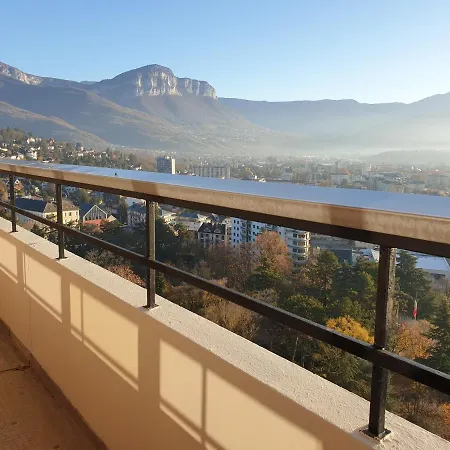 Studio Avec Une Belle Vue Panoramique Sur ! Apartamento