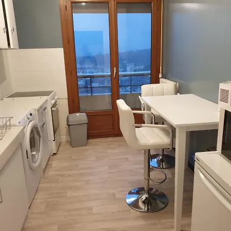 Studio Avec Une Belle Vue Panoramique Sur !