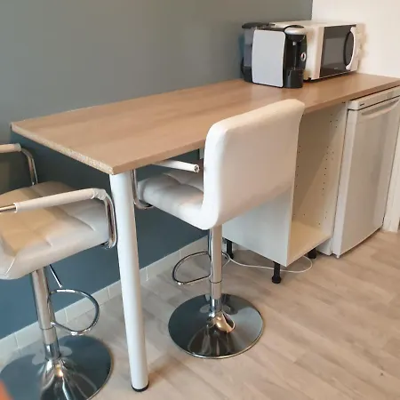 Studio Avec Une Belle Vue Panoramique Sur ! *